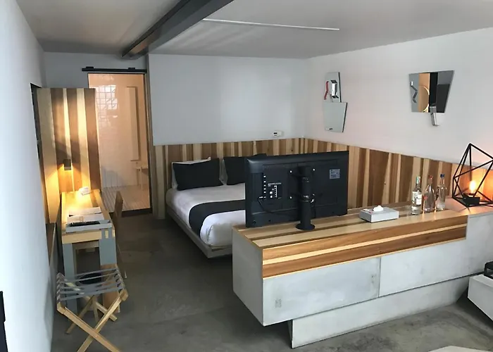 Carlota Hotel 4*