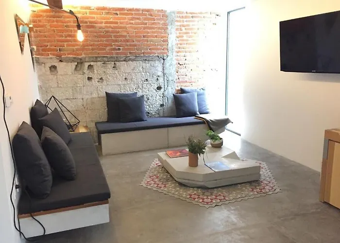 Hotel Carlota